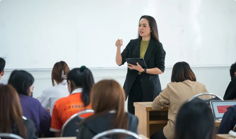 Nottingham College bg