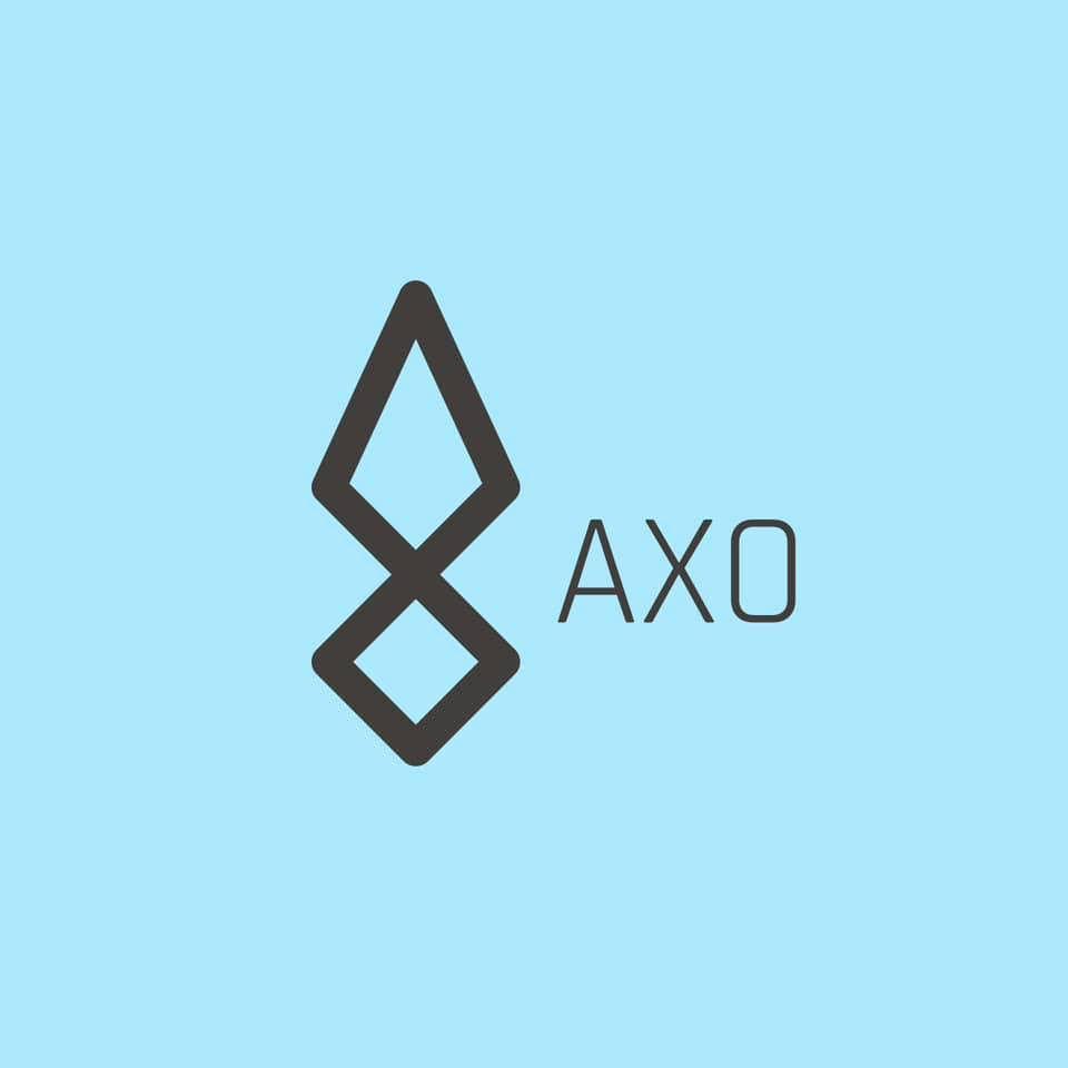 Logo de Grupo Axo - Clientes Analytics Plus - Colombia